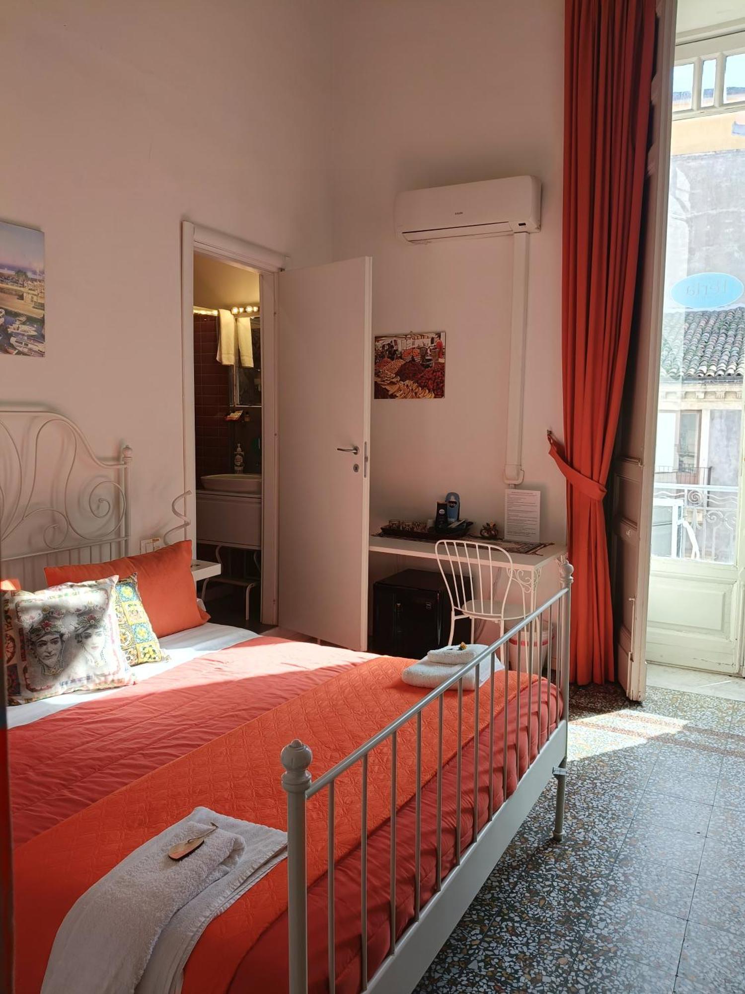 B&B Perla Catania Exterior photo